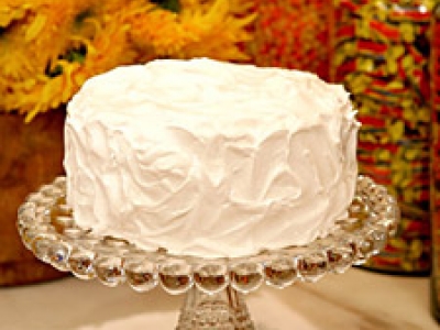 Sticky White Icing for Devil's Food Cake